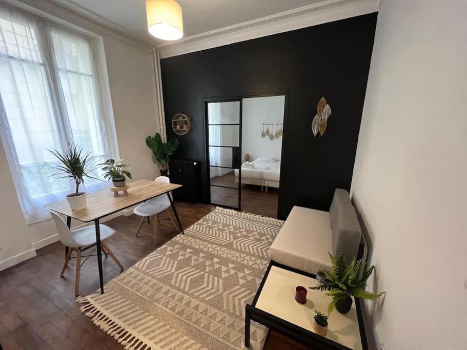 Appartement Magnifique Paris 18 ภายนอก รูปภาพ