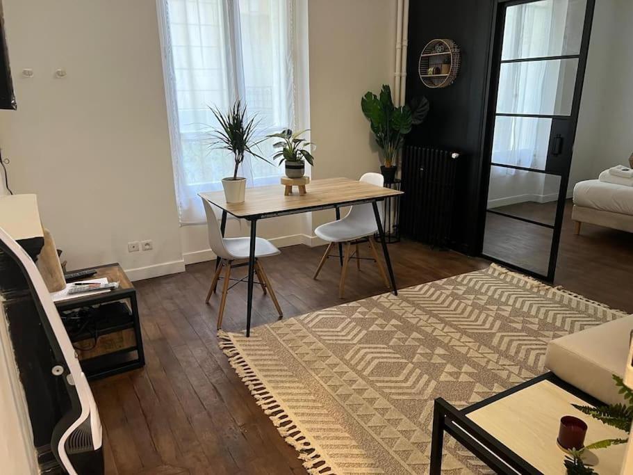 Appartement Magnifique Paris 18 ภายนอก รูปภาพ